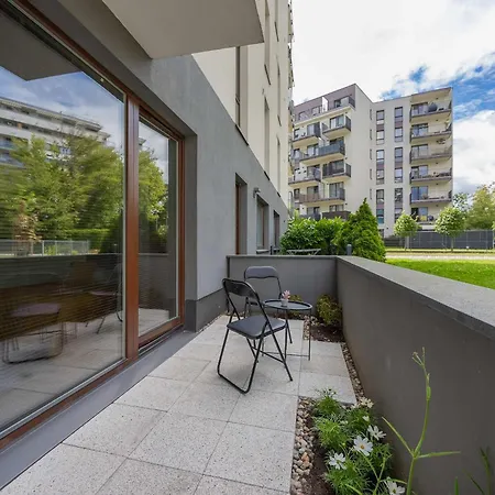 Atmospheric With Terrace And Parking By Renters Varşova