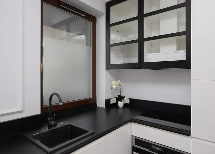 Lejlighed Atmospheric With Terrace And Parking By Renters Warszawa