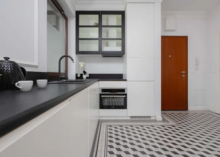 Atmospheric With Terrace And Parking By Renters Lejlighed Warszawa