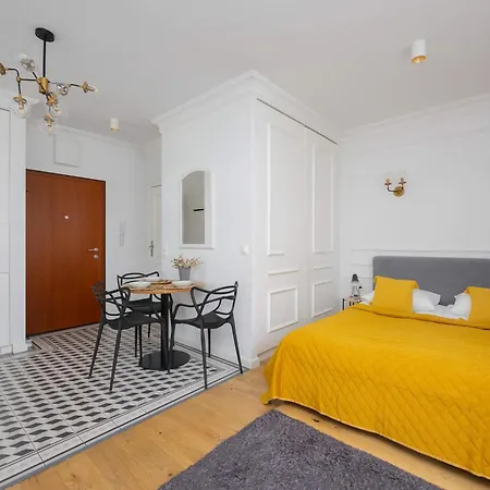 Atmospheric With Terrace And Parking By Renters *